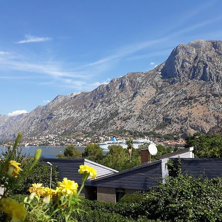 Maritimo Apartments Kotor Ngoại thất bức ảnh
