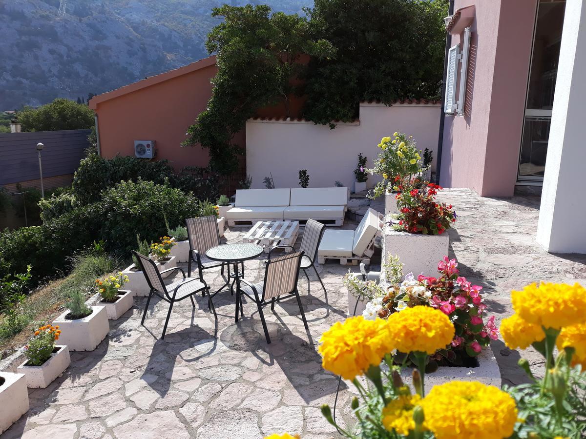 Maritimo Apartments Kotor Ngoại thất bức ảnh