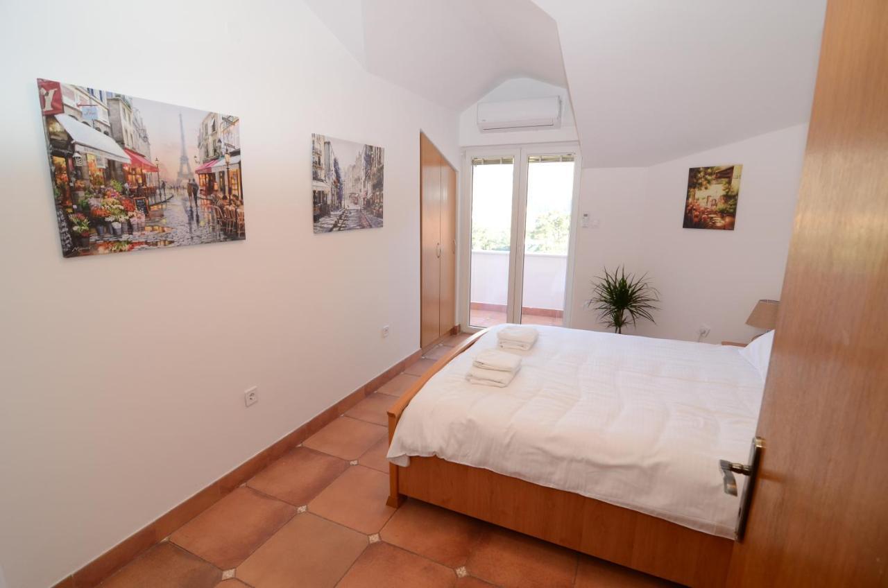 Maritimo Apartments Kotor Ngoại thất bức ảnh