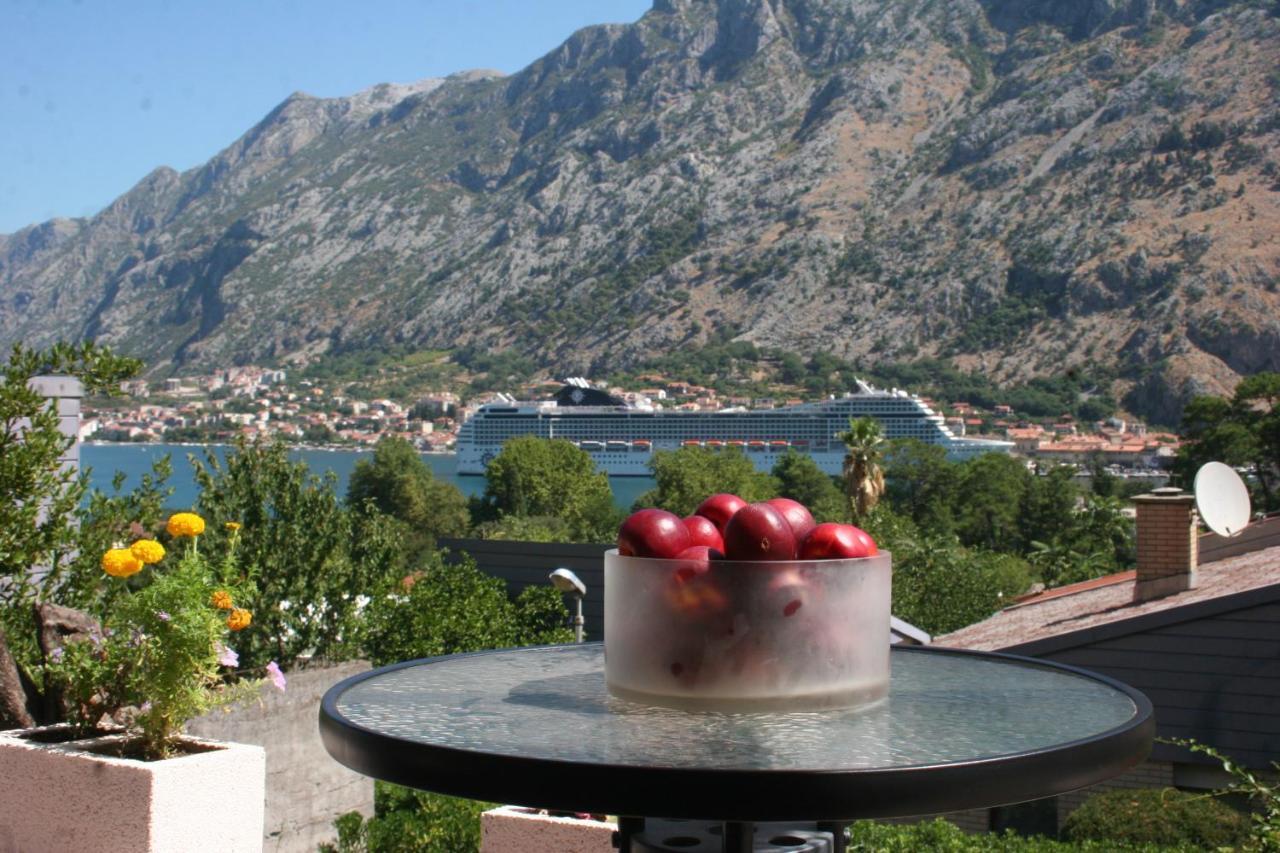 Maritimo Apartments Kotor Ngoại thất bức ảnh
